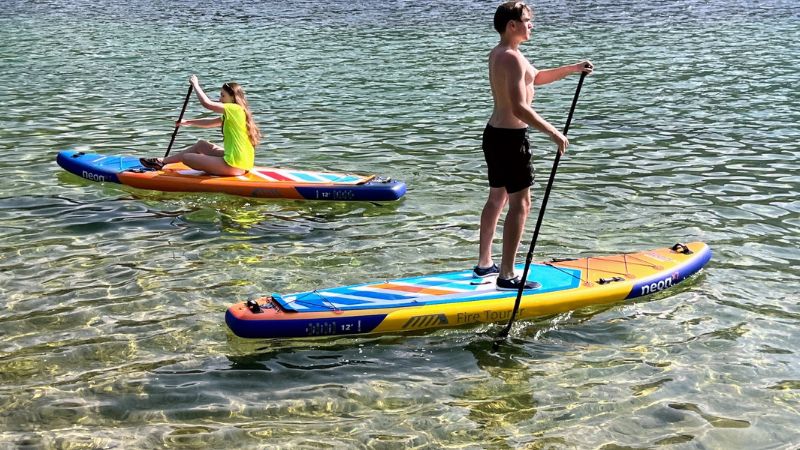 paddleboard neon x7 fire nafukovaci v akci